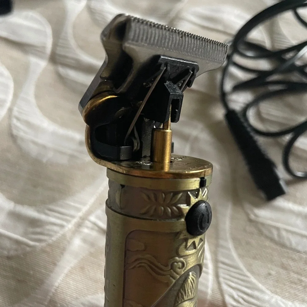 Solati Professional Cordless T-Blade Hair Trimmer Ornate Bronze Metal LED Disp‎